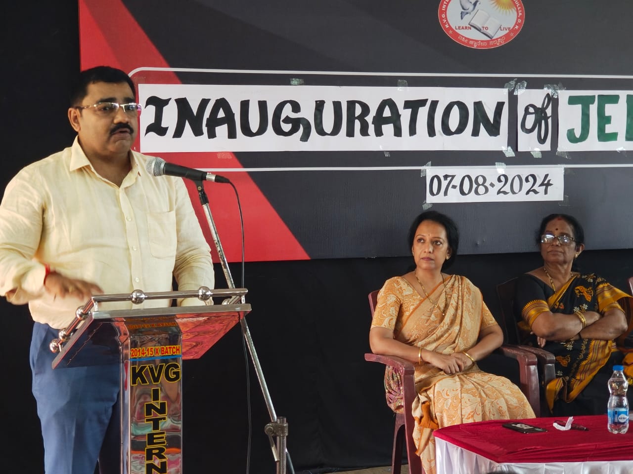 Inauguration of JEE | NEET Foundation Course at KVG International Public School